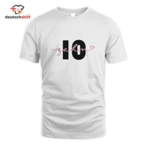 10 Jahre Zehn Kalligrafie Geburtstag Bio T-Shirt | Geschenk getragen von Sabine Weber