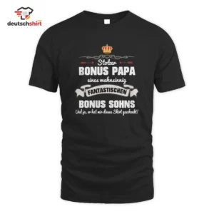 Bonus Papa Stiefpapa Spruch Bio T-Shirt für stolze Stiefväter getragen von Florian Schmidt 87
