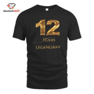 12 Years Legendary Geburtstagsspruch Bio T-Shirt getragen von Laura S.