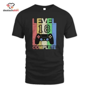 Level 18 Complete: Gaming Geburtstagsshirt für Gamer getragen von Tobias Becker